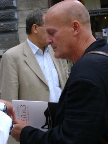 Kukorelly a könyvheti kötettel