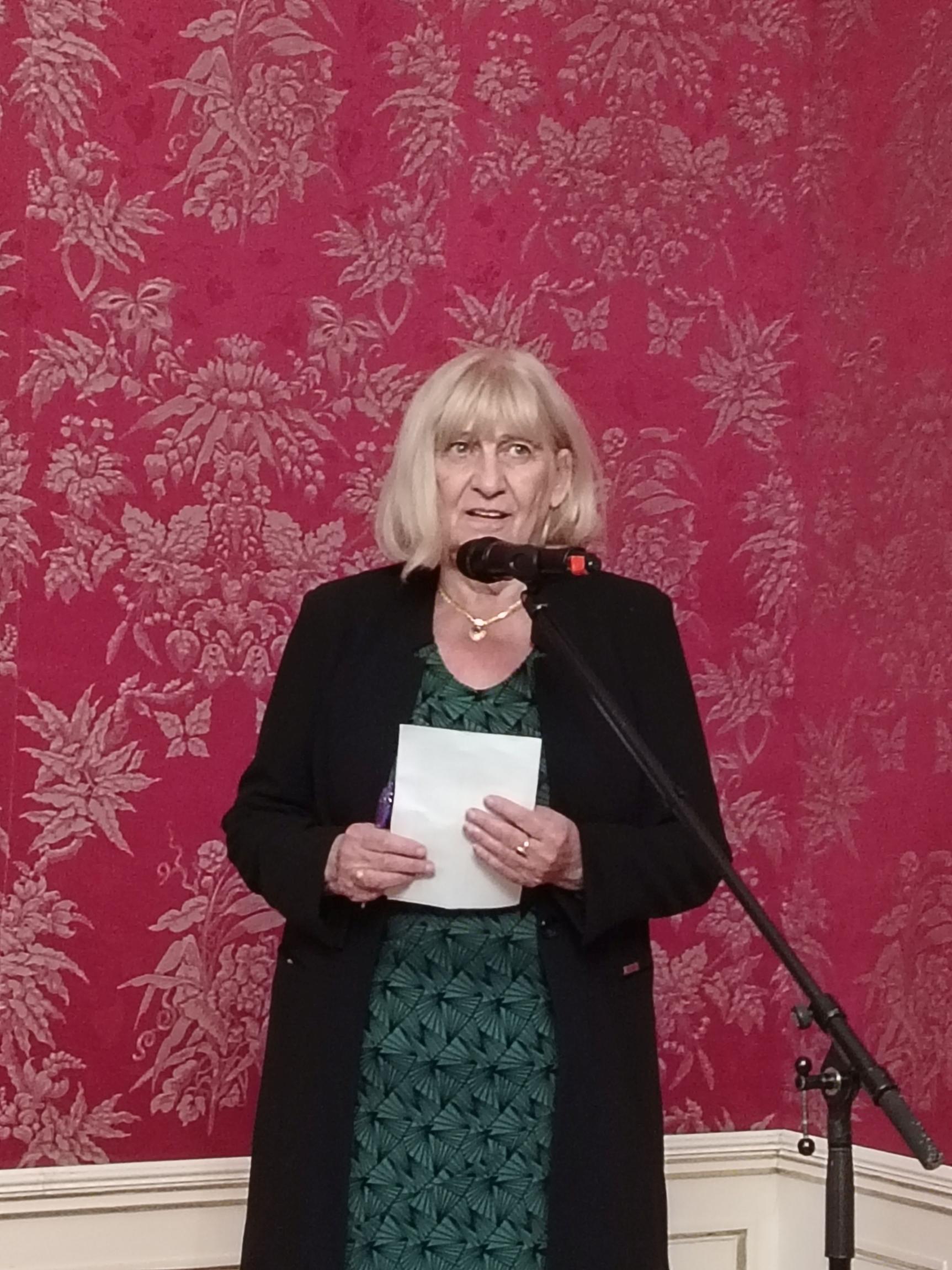 Illyésről, Gionról és Szőcsről