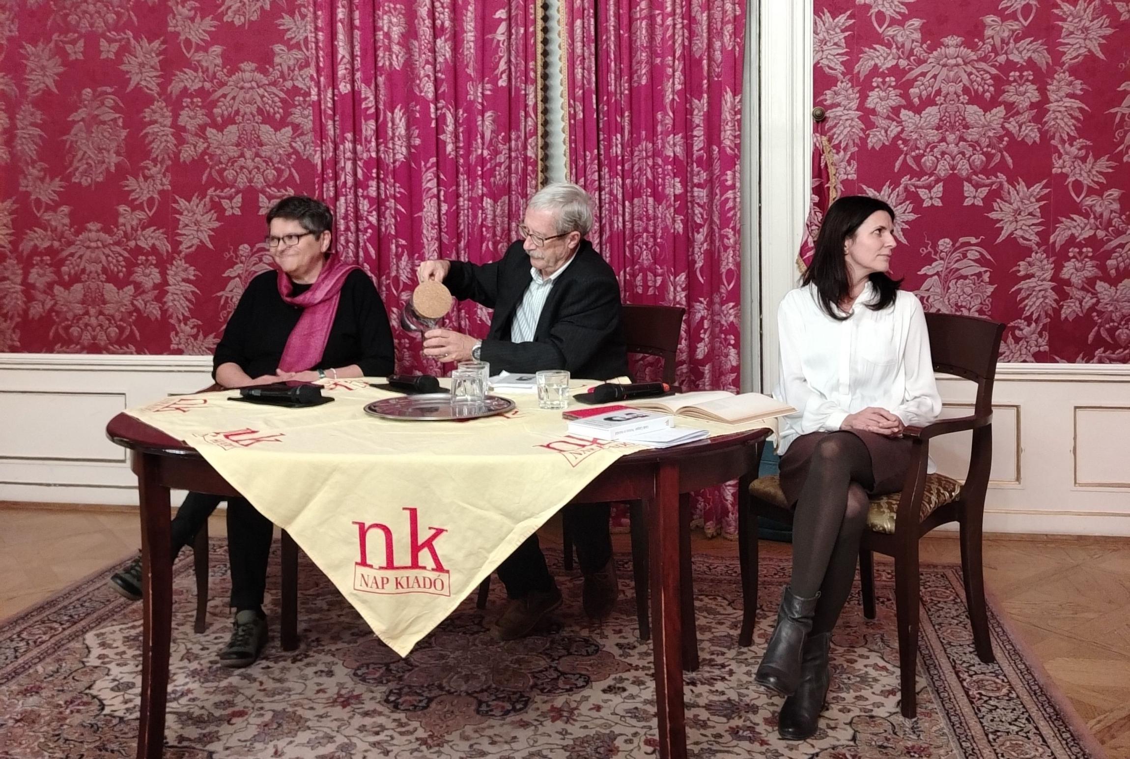 Illyésről, Gionról és Szőcsről