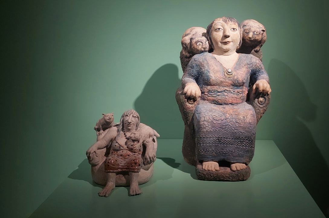 Az esendőség dicsérete – Karnevál a pince mélyén