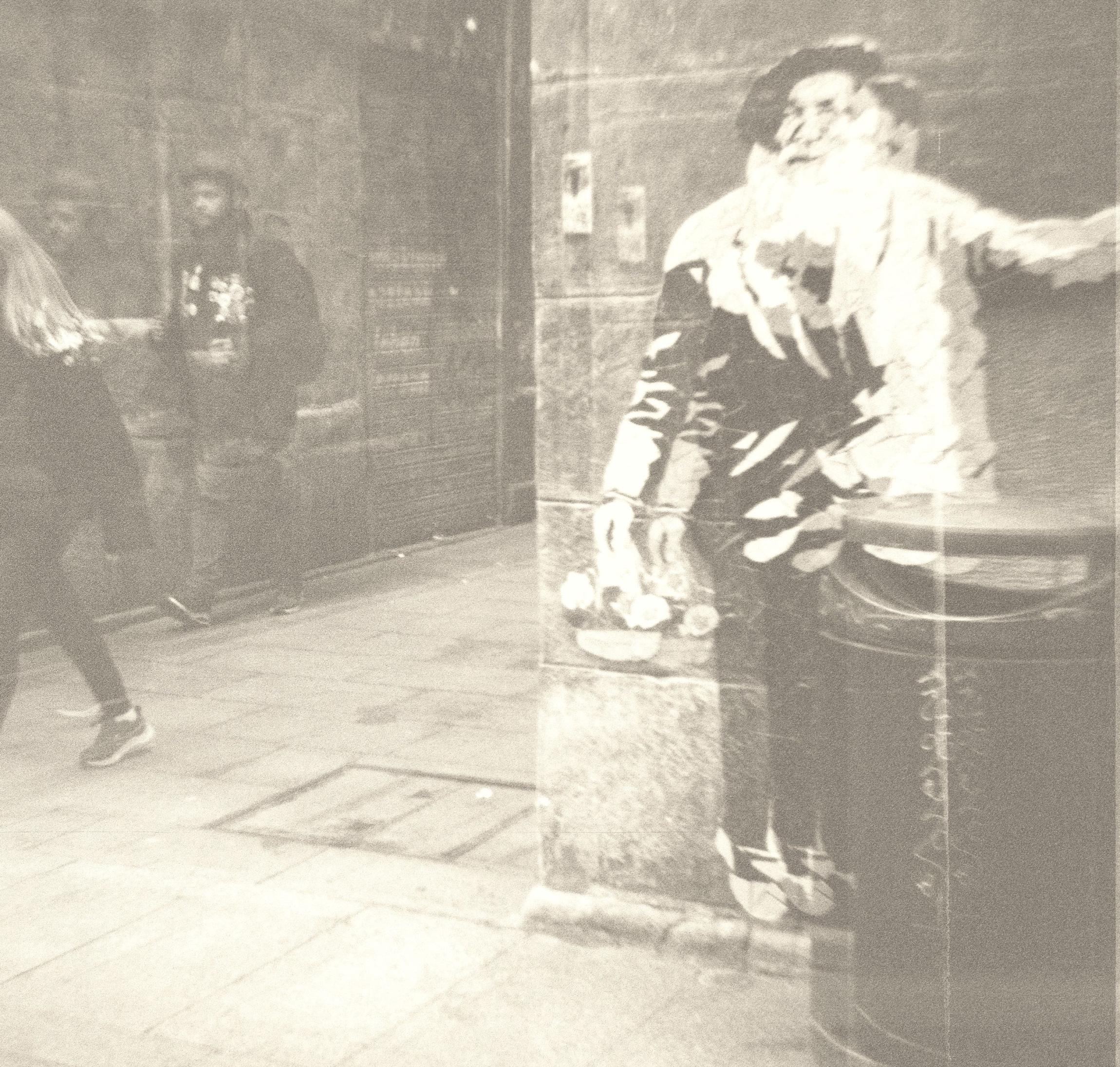 Átjárások / Könyv-nyitogatások, no. XVI.